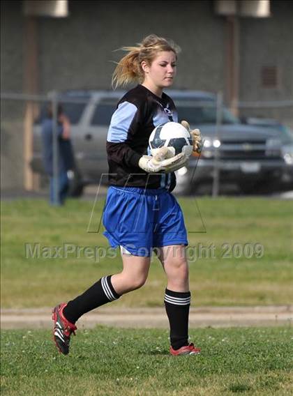 Thumbnail 2 in Del Campo @ Mira Loma photogallery.