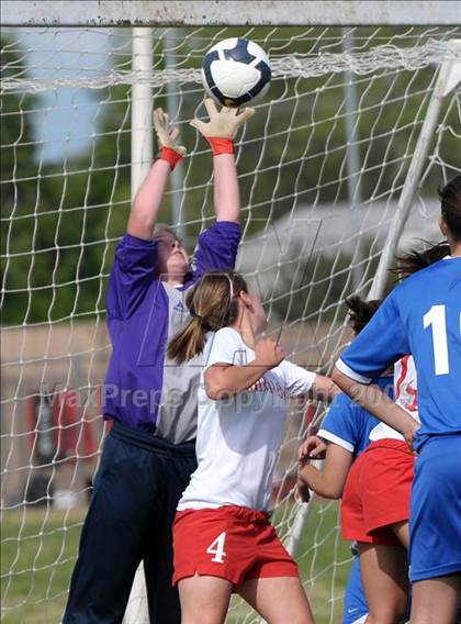Thumbnail 2 in Del Campo @ Mira Loma photogallery.