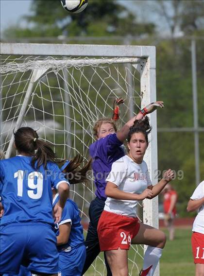 Thumbnail 1 in Del Campo @ Mira Loma photogallery.