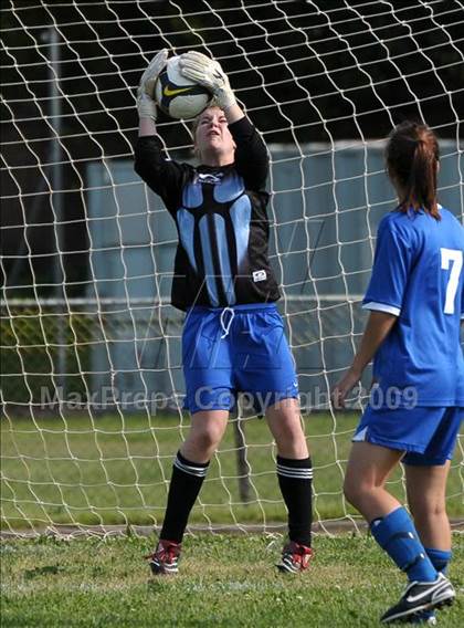 Thumbnail 3 in Del Campo @ Mira Loma photogallery.