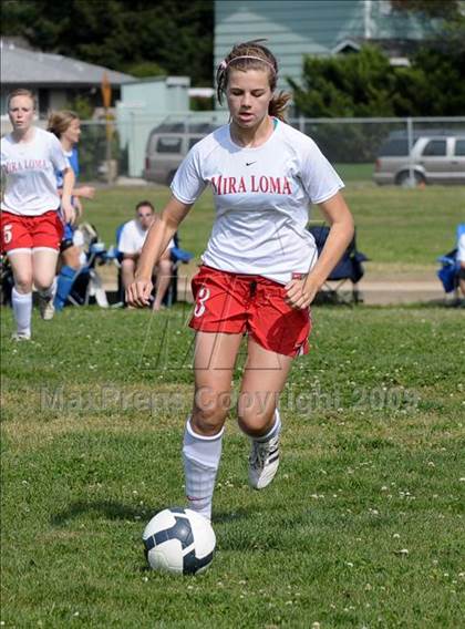 Thumbnail 1 in Del Campo @ Mira Loma photogallery.