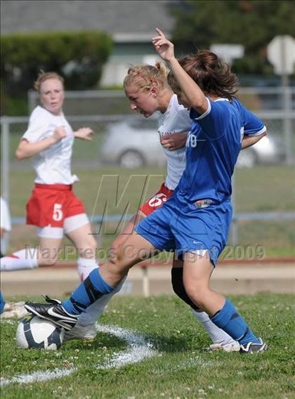 Thumbnail 3 in Del Campo @ Mira Loma photogallery.