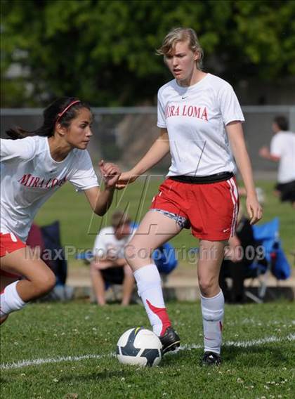 Thumbnail 3 in Del Campo @ Mira Loma photogallery.