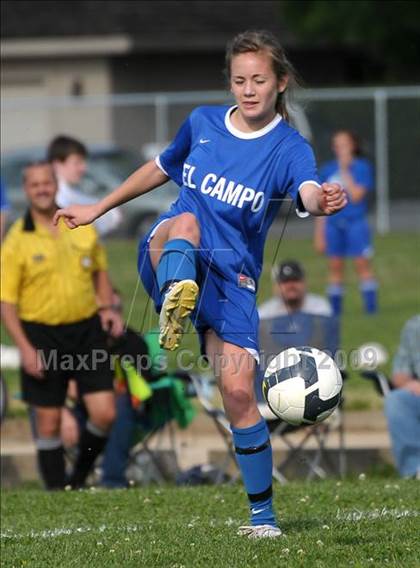 Thumbnail 3 in Del Campo @ Mira Loma photogallery.