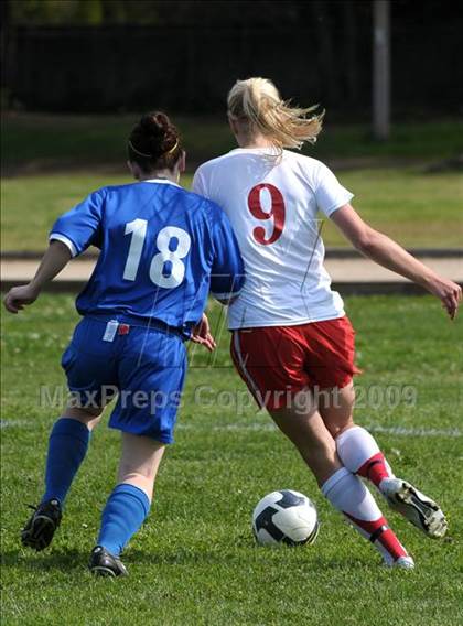 Thumbnail 1 in Del Campo @ Mira Loma photogallery.