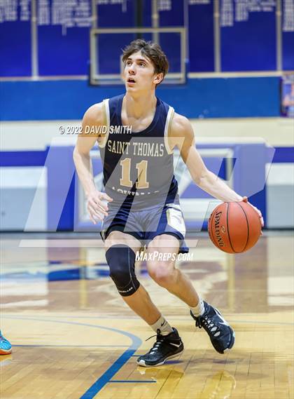 Thumbnail 3 in Aquinas vs Platte County - Sonic Showdown photogallery.