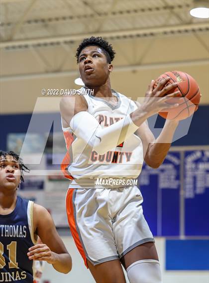 Thumbnail 1 in Aquinas vs Platte County - Sonic Showdown photogallery.