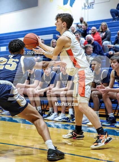 Thumbnail 3 in Aquinas vs Platte County - Sonic Showdown photogallery.