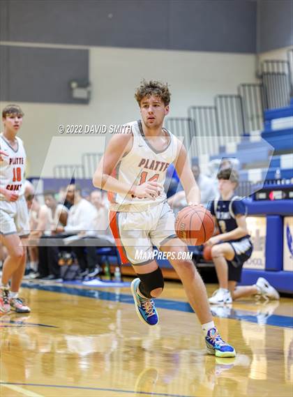 Thumbnail 1 in Aquinas vs Platte County - Sonic Showdown photogallery.