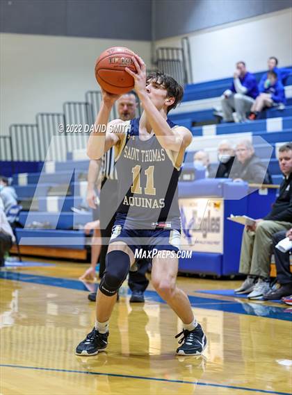Thumbnail 2 in Aquinas vs Platte County - Sonic Showdown photogallery.