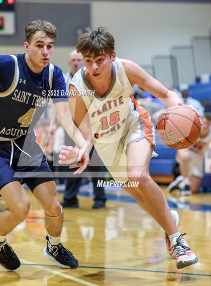 Thumbnail 1 in Aquinas vs Platte County - Sonic Showdown photogallery.