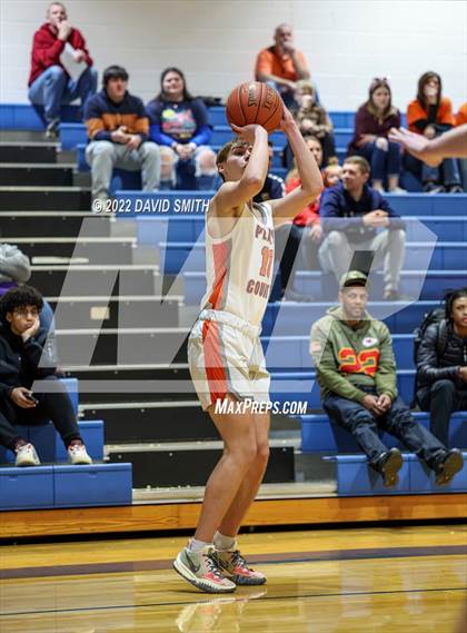 Thumbnail 3 in Aquinas vs Platte County - Sonic Showdown photogallery.