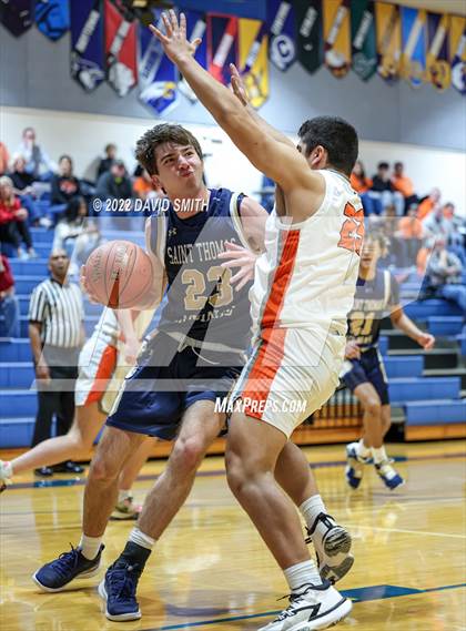 Thumbnail 1 in Aquinas vs Platte County - Sonic Showdown photogallery.