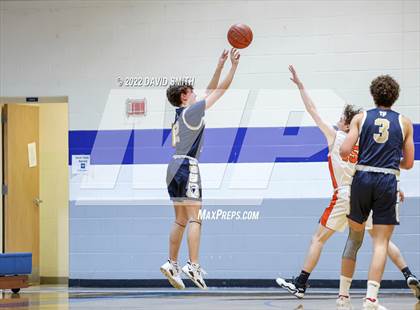 Thumbnail 2 in Aquinas vs Platte County - Sonic Showdown photogallery.
