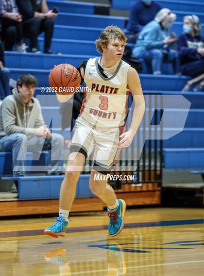 Thumbnail 1 in Aquinas vs Platte County - Sonic Showdown photogallery.
