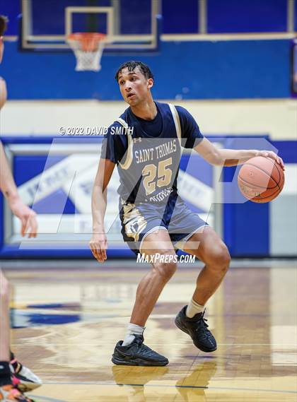 Thumbnail 3 in Aquinas vs Platte County - Sonic Showdown photogallery.