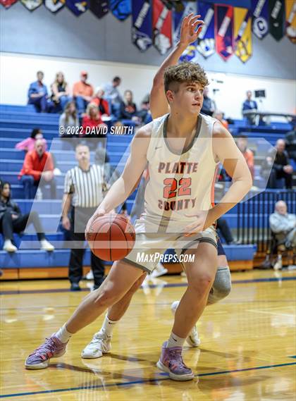 Thumbnail 2 in Aquinas vs Platte County - Sonic Showdown photogallery.