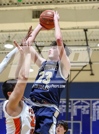 Thumbnail 1 in Aquinas vs Platte County - Sonic Showdown photogallery.