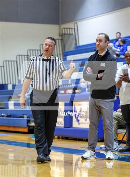 Thumbnail 3 in Aquinas vs Platte County - Sonic Showdown photogallery.