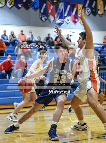 Thumbnail 3 in Aquinas vs Platte County - Sonic Showdown photogallery.