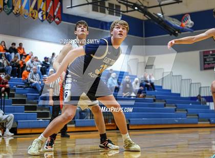 Thumbnail 3 in Aquinas vs Platte County - Sonic Showdown photogallery.