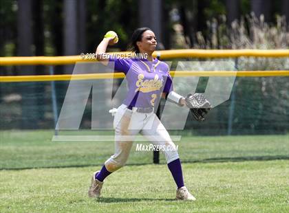 Thumbnail 3 in Mayflower vs Atkins (AAA 3A Regional semifinal) photogallery.