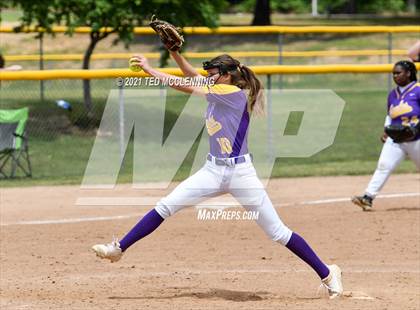 Thumbnail 3 in Mayflower vs Atkins (AAA 3A Regional semifinal) photogallery.