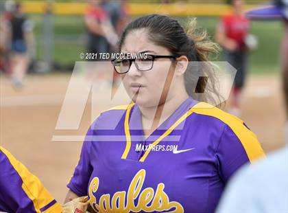 Thumbnail 3 in Mayflower vs Atkins (AAA 3A Regional semifinal) photogallery.