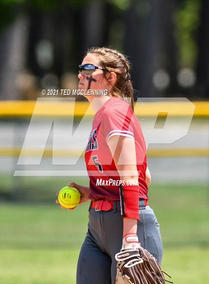Thumbnail 1 in Mayflower vs Atkins (AAA 3A Regional semifinal) photogallery.