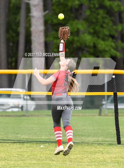 Thumbnail 3 in Mayflower vs Atkins (AAA 3A Regional semifinal) photogallery.