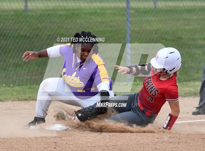 Thumbnail 1 in Mayflower vs Atkins (AAA 3A Regional semifinal) photogallery.