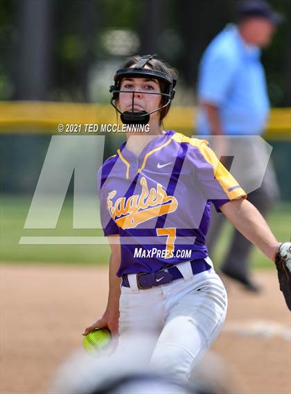 Thumbnail 3 in Mayflower vs Atkins (AAA 3A Regional semifinal) photogallery.