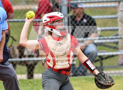 Thumbnail 3 in Mayflower vs Atkins (AAA 3A Regional semifinal) photogallery.