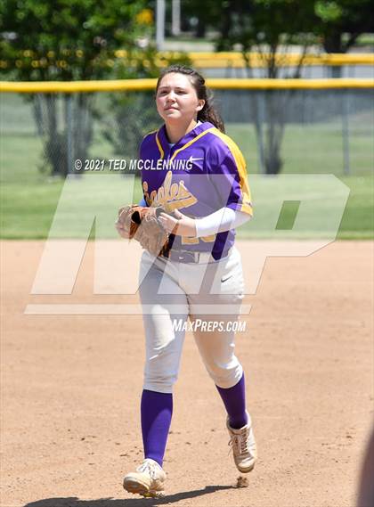 Thumbnail 3 in Mayflower vs Atkins (AAA 3A Regional semifinal) photogallery.