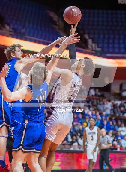 Thumbnail 1 in Academy of Science and Innovation vs. Old Lyme (CIAC D5 Final) photogallery.