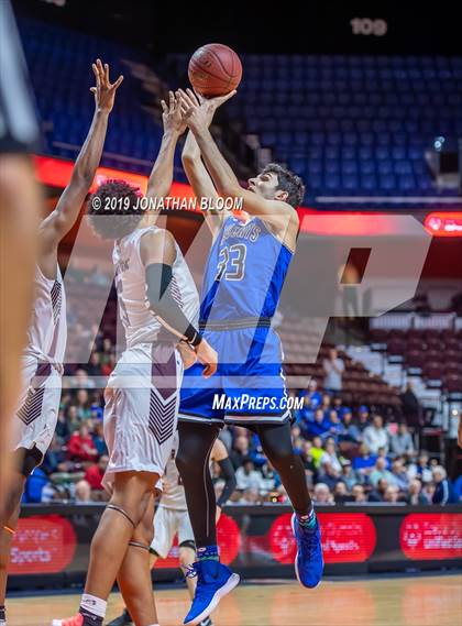 Thumbnail 2 in Academy of Science and Innovation vs. Old Lyme (CIAC D5 Final) photogallery.