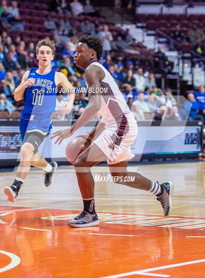 Thumbnail 3 in Academy of Science and Innovation vs. Old Lyme (CIAC D5 Final) photogallery.