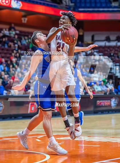 Thumbnail 2 in Academy of Science and Innovation vs. Old Lyme (CIAC D5 Final) photogallery.