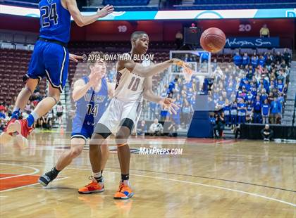 Thumbnail 3 in Academy of Science and Innovation vs. Old Lyme (CIAC D5 Final) photogallery.