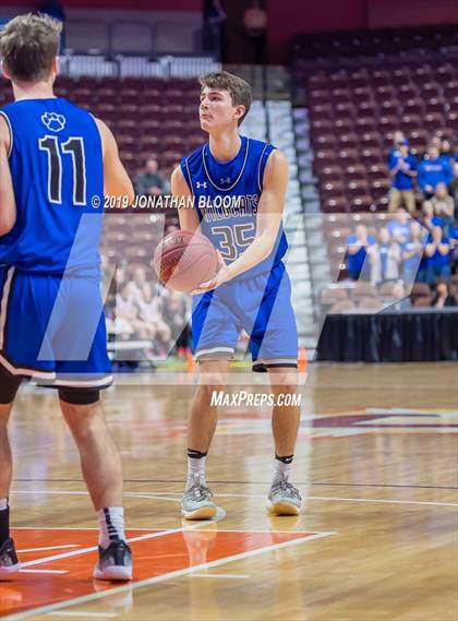 Thumbnail 1 in Academy of Science and Innovation vs. Old Lyme (CIAC D5 Final) photogallery.