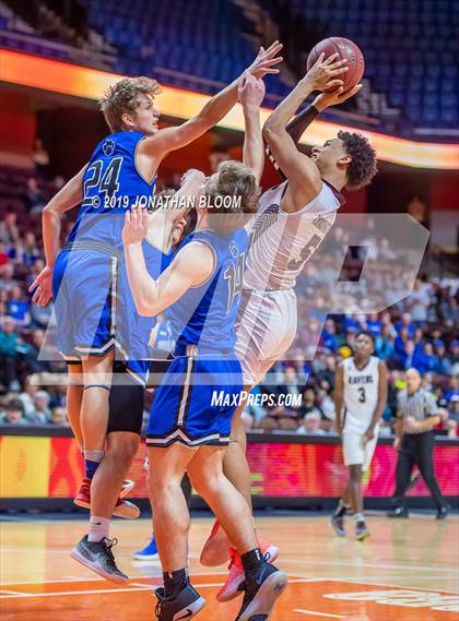 Thumbnail 3 in Academy of Science and Innovation vs. Old Lyme (CIAC D5 Final) photogallery.