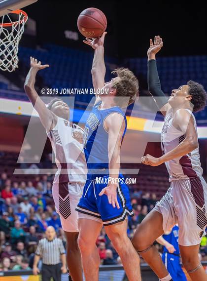 Thumbnail 1 in Academy of Science and Innovation vs. Old Lyme (CIAC D5 Final) photogallery.