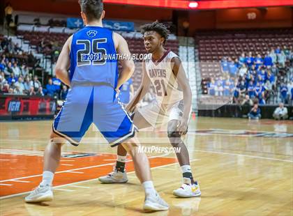 Thumbnail 3 in Academy of Science and Innovation vs. Old Lyme (CIAC D5 Final) photogallery.