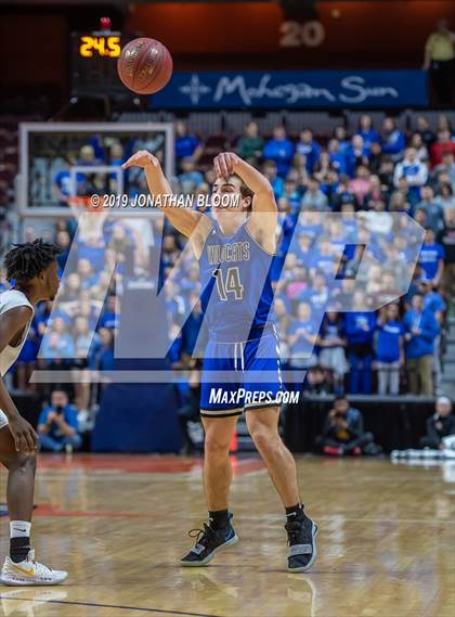 Thumbnail 2 in Academy of Science and Innovation vs. Old Lyme (CIAC D5 Final) photogallery.