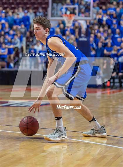 Thumbnail 2 in Academy of Science and Innovation vs. Old Lyme (CIAC D5 Final) photogallery.