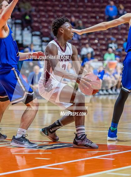 Thumbnail 2 in Academy of Science and Innovation vs. Old Lyme (CIAC D5 Final) photogallery.