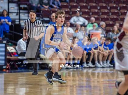 Thumbnail 2 in Academy of Science and Innovation vs. Old Lyme (CIAC D5 Final) photogallery.