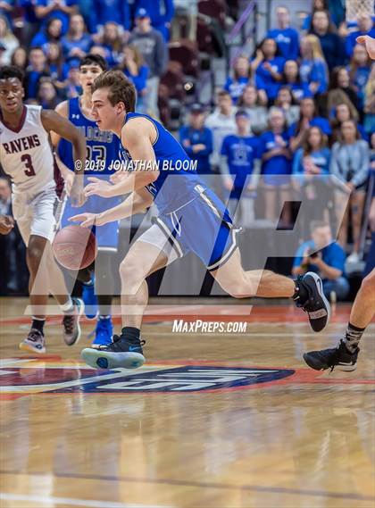 Thumbnail 2 in Academy of Science and Innovation vs. Old Lyme (CIAC D5 Final) photogallery.