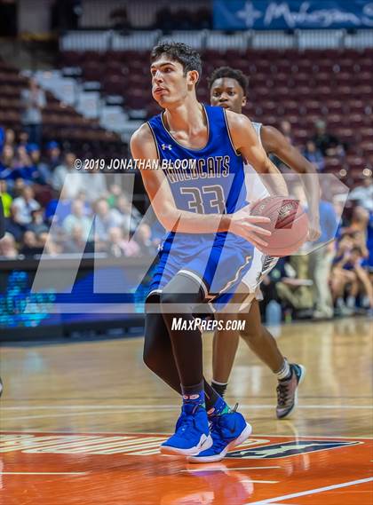 Thumbnail 3 in Academy of Science and Innovation vs. Old Lyme (CIAC D5 Final) photogallery.