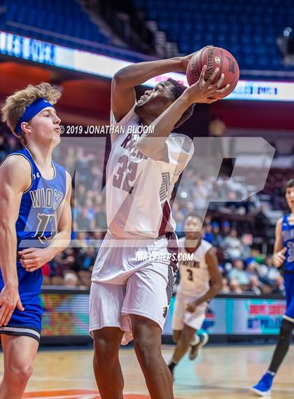 Thumbnail 2 in Academy of Science and Innovation vs. Old Lyme (CIAC D5 Final) photogallery.